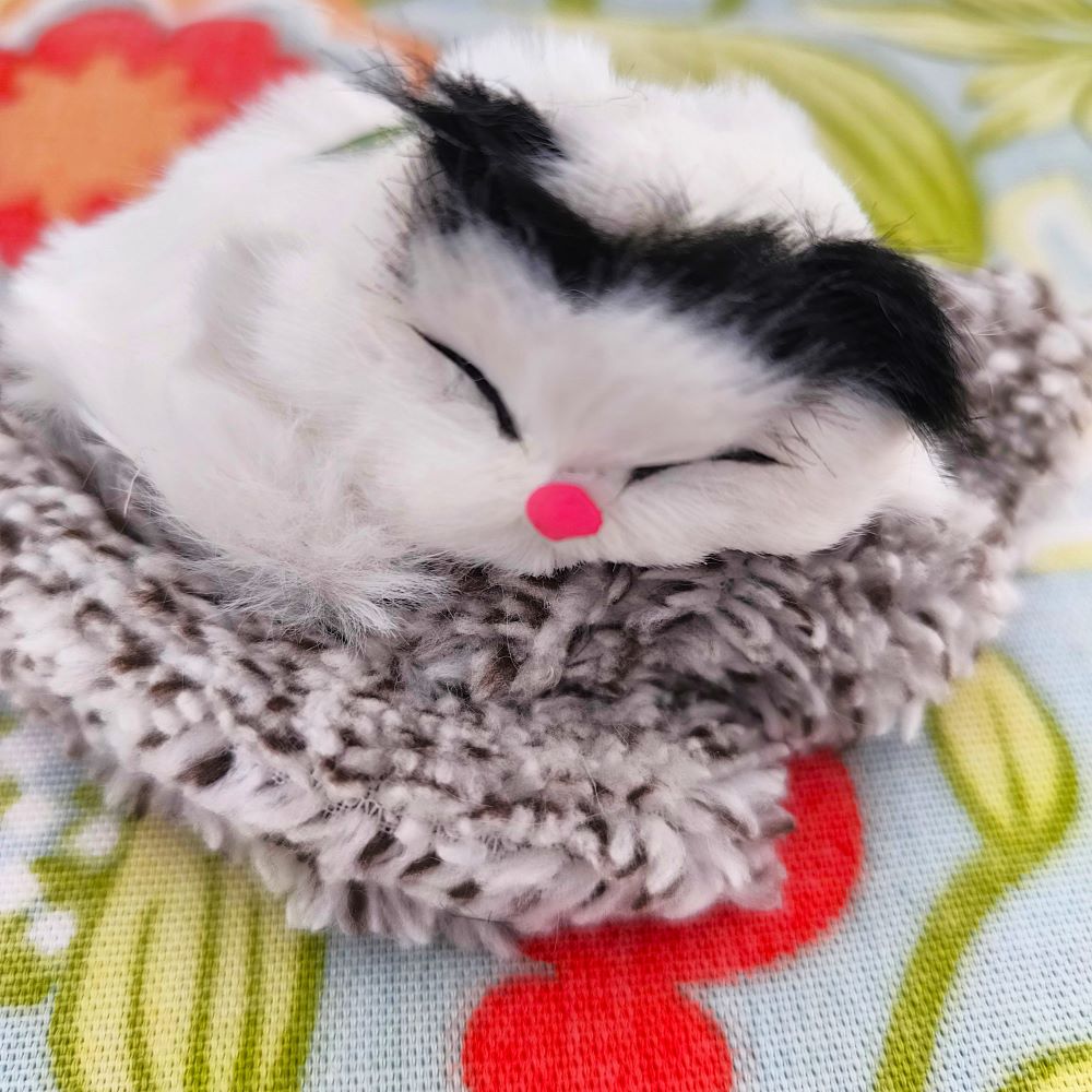 Miniature Sleeping Faux-Fur Kitten Figurine with Shag Bed – Small